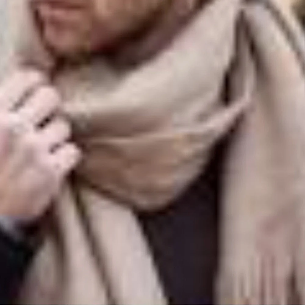 Stafford Lambswool Scarf - Cream and Black Plaid Pattern.